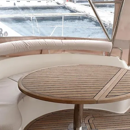 Catamaran One * Ponta Delgada