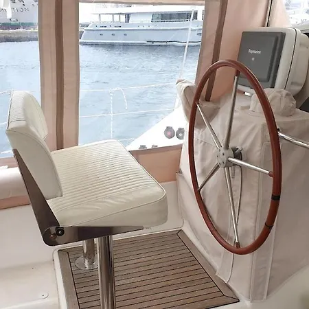 Catamaran One Ponta Delgada