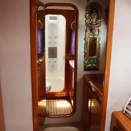 Catamaran One Apartman Ponta Delgada