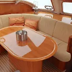 Catamaran One 蓬塔德尔加达