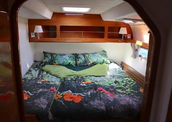 Catamaran One * Ponta Delgada